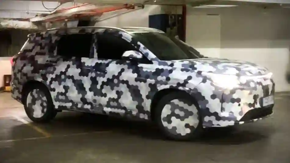 DFSK Siapkan E5 Plus PHEV, Siap Debut di GIIAS 2026