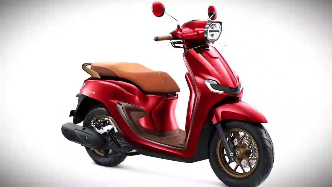 Honda Stylo 160 Tampil Lebih Mewah dengan Warna Baru Burgundy