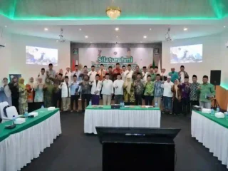 Jangan Sampai Rumah Tuhan Tak Bersertifikat, Menteri Nusron Pacu Sertifikasi Wakaf di NTB