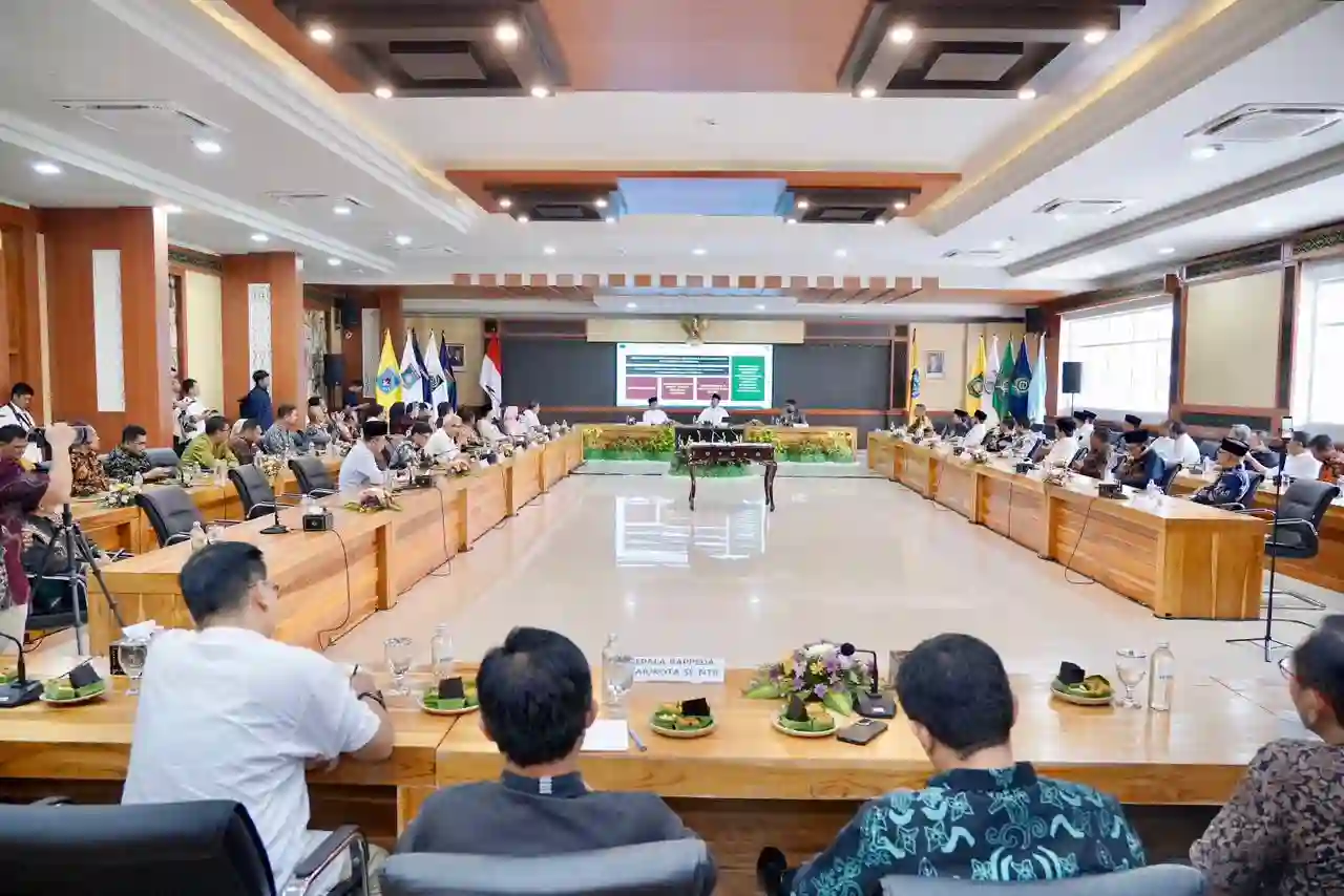 Menteri Nusron Ajak Kepala Daerah di NTB Gratiskan Biaya Sertipikat Tanah bagi Warga Miskin