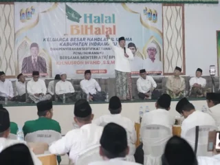 Menteri ATR/BPN Nusron Wahid Serahkan Sertipikat Wakaf PCNU Indramayu: Ajak NU Fokus STEM