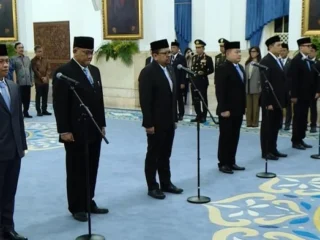 Presiden Prabowo Lantik 6 Pejabat Baru: Ini Daftar Lengkapnya