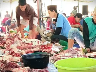 Mana Yang Harus Didahulukan Kurban Diri Sendiri atau Orang Tua?
