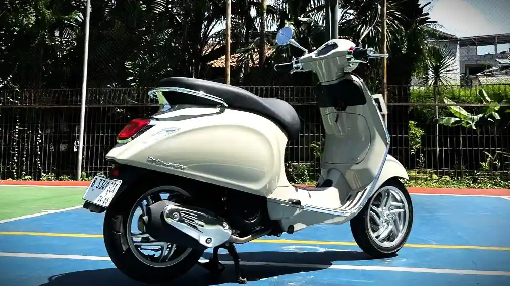 Vespa Primavera 180: Makin Bertenaga, Tetap Klasik