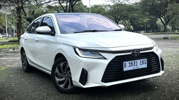Toyota Vios Hybrid 2026: Sedan Irit nan Canggih Resmi Mengaspal