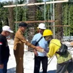 Progres Capai 45%, Wawako Azhar Hamzah Kawal Langsung Proyek Pasar Sungai Penuh