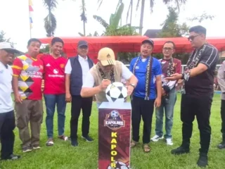 Wako Alfin Ajak Masyarakat Jaga Kekompakan di Turnamen Kapolres Cup I U-40