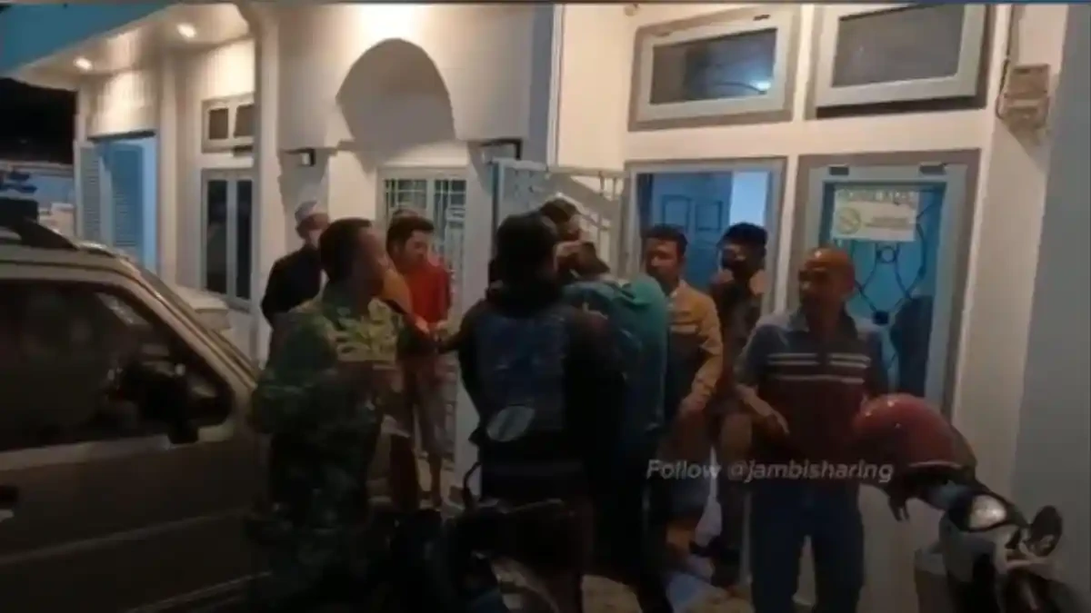 Oknum Dosen di Jambi Digerebek Istri di Kos