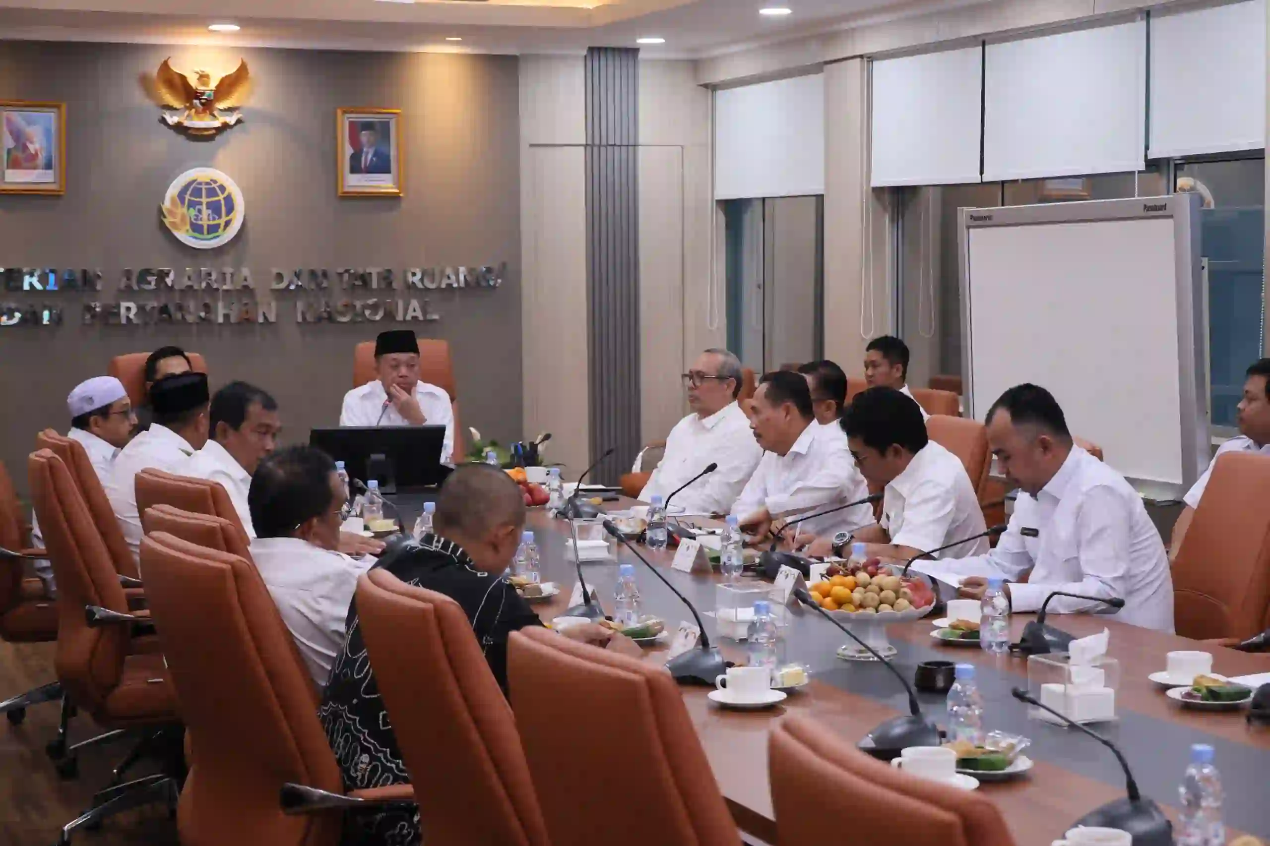 Menteri Nusron: Kepala Daerah Kalsel Berhak Tentukan Lokasi LP2B
