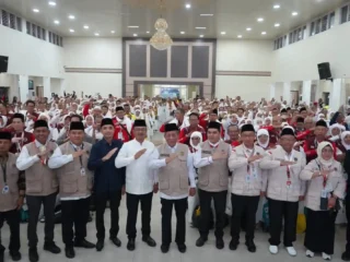 Hadiri Pelepasan di Asrama, Wabup Murison Doakan Jamaah Haji