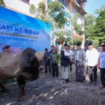 Serahkan Hewan Kurban ke Ponpes Darunnajah, Menteri Nusron: Iduladha Jadi Momentum Mempererat Kebersamaan
