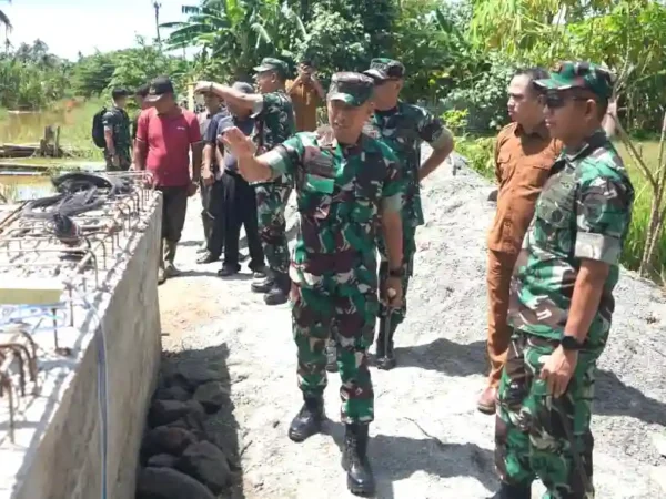Danrem Nyamin Pastikan Dua Jembatan di Kerinci Segera Rampung