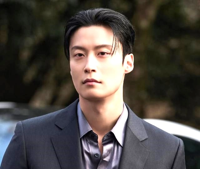 Rahasia Modis Heo Nam Jun di Drakor My Royal Nemesis