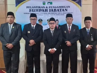 Lantik Dewas PDAM, Wako Alfin: Fokus Layanan Air Bersih yang Prima