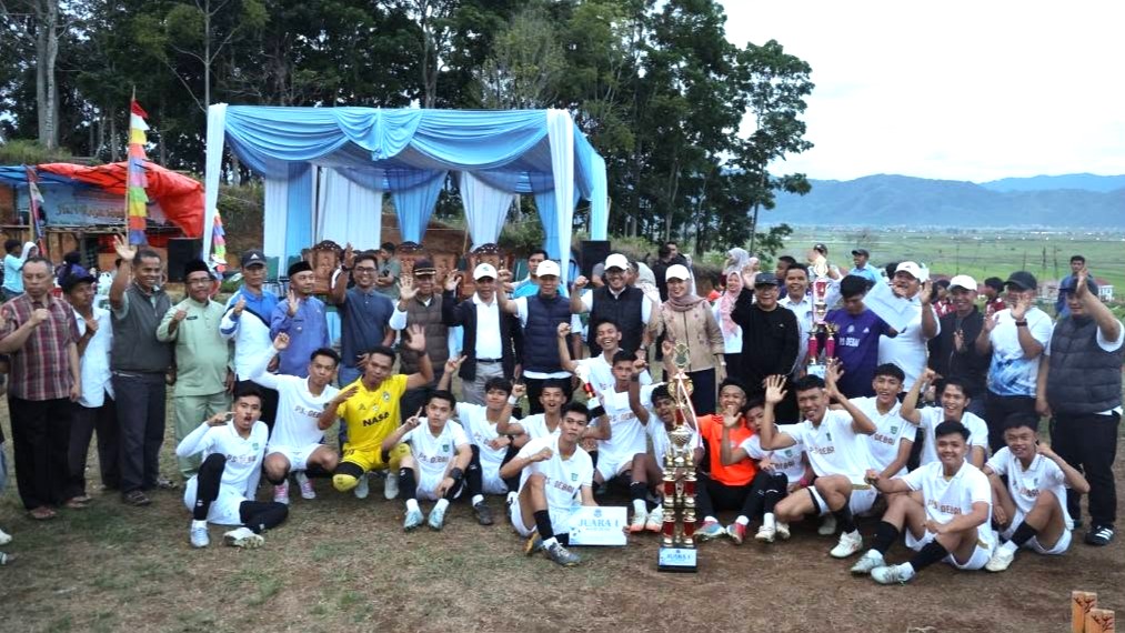 Debai A Juara Batu Gong Cup 2026, Wali Kota Alfin Puji Sportivitas Warga