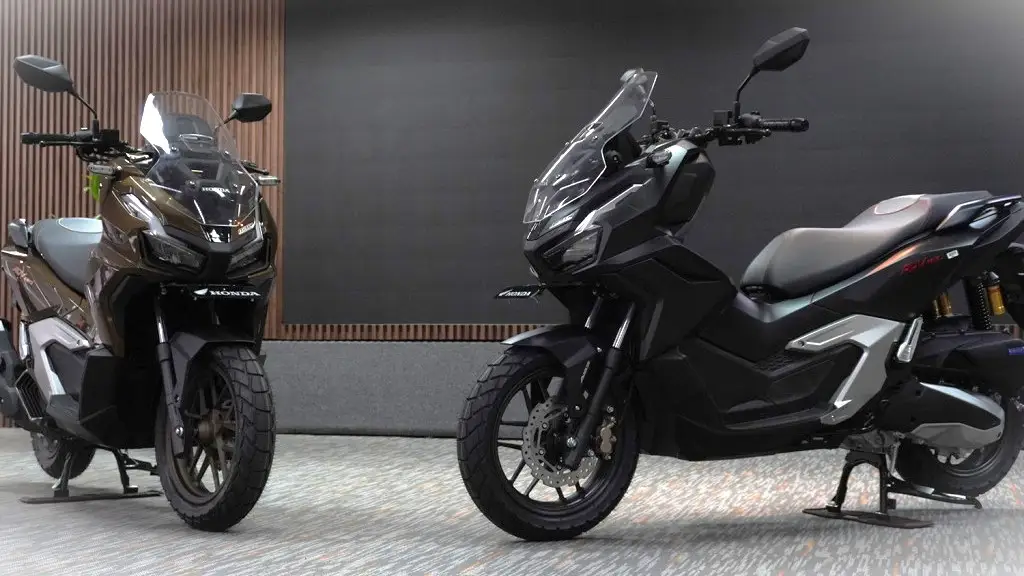 Honda ADV160 RoadSync Meluncur