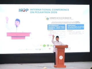 Menteri Nusron Ajak Warga Sertifikasi Tanah Wakaf Demi Amankan Aset Umat