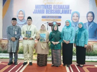 Hesti Haris Gairahkan Gerakan Jambi Bersholawat di Muaro Jambi, Benteng Generasi Muda dari Dampak Digital