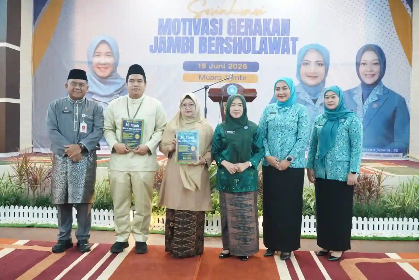 Hesti Haris Ajak Warga Muaro Jambi Hidupkan Sholawat