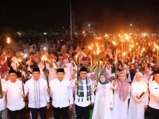 Sungai Penuh Menyala! Ribuan Warga Tumpah Ruah Ikuti Pawai Obor 1 Muharam 1448 H