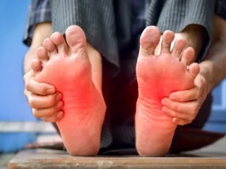 Ini 9 Cara Mudah Mengatasi Kaki Kesemutan dan Penyebabnya