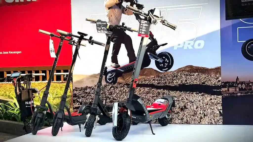Skuter Listrik Navee Resmi Mengaspal di Indonesia, Cek Harga