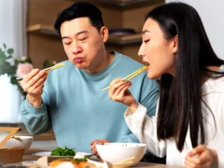 Mengunyah Makanan 32 Kali Sebelum Ditelan