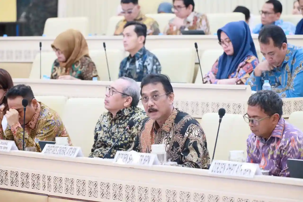 Sekjen ATR/BPN Laporkan Capaian Pelaksanaan Tujuh Layanan Prioritas