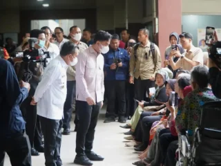 Dampingi Wapres Gibran, Gubernur Al Haris Perjuangkan MRI Baru dan Tambahan Dokter Spesialis untuk RSUD Raden Mattaher