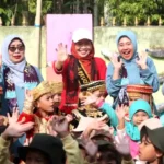 Bunda PAUD Sri Kartini Alfin Dorong Sekolah Aman dan Ramah Anak di Hari Anak Nasional