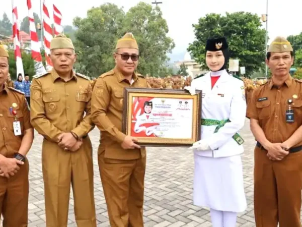 Wako Alfin Pacu Kinerja ASN dan Beri Apresiasi Generasi Muda Berprestasi