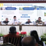Beri Pengarahan Soal Layanan di Kanwil BPN Provinsi NTT, Menteri Nusron: Gunakan Sudut Pandang Masyarakat
