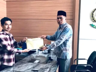 Fahrudin Bayar Denda Rp30 Juta Usai Bongkar Tiang Pembatas Jalan di Sungai Penuh