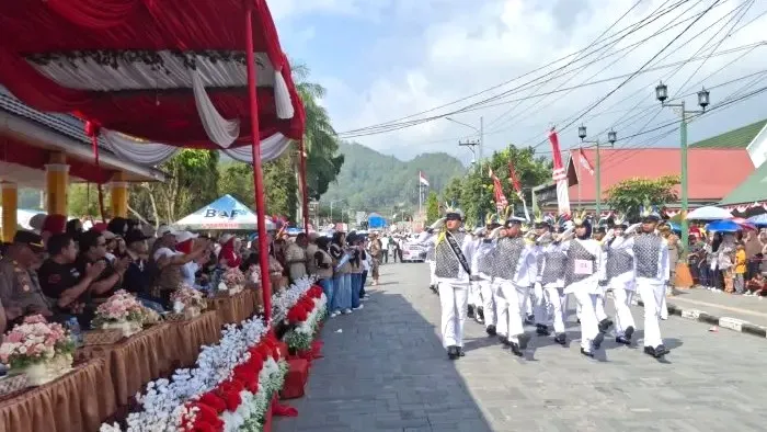 MTsN 1 Sungai Penuh Barisan Indah HUT RI ke-81