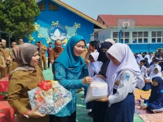 Aksi Nyata Ny. Sri Kartini Alfin Tekan Stunting Lewat Program 3S di Sungai Penuh
