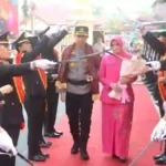 Injakkan Kaki di Mako Polres Kerinci, AKBP Hernawan Rizky Disambut Pedang Pora dan Sekapur Sirih