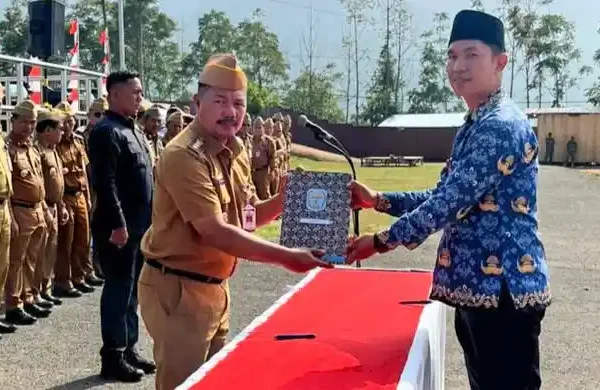 Bupati Monadi Lantik 579 Pejabat Fungsional, Dorong Layanan Publik Lebih Nyata