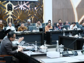 Wamen Ossy Rapat Kerja Bersama Baleg DPR RI Bahas Penyusunan RUU Reforma Agraria