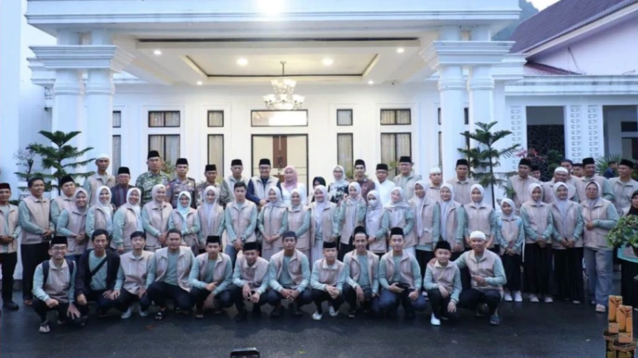 Kafilah Sungai Penuh menuju MTQ ke-55 Jambi