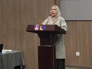 Dosen IAIN Kerinci Kupas Etika Bisnis Islam di Panggung Internasional Malaysia