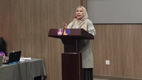Dr. Zufriani Global Leadership Seminar UiTM Malaysia