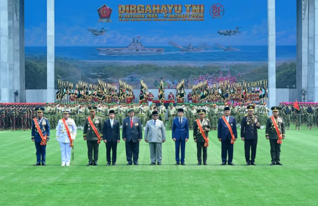 Wamen Ossy Hadiri HUT ke-81 TNI