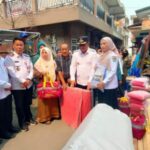 Wako Alfin Salurkan Bantuan untuk Korban Kebakaran di Pasar Baru Sungai Penuh