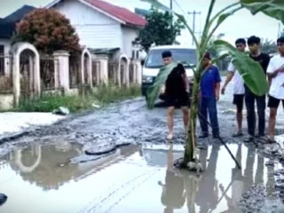 Dinas PUPR Targetkan Perbaikan Jalan Belui–Koto Lanang Kerinci Dimulai Akhir Oktober